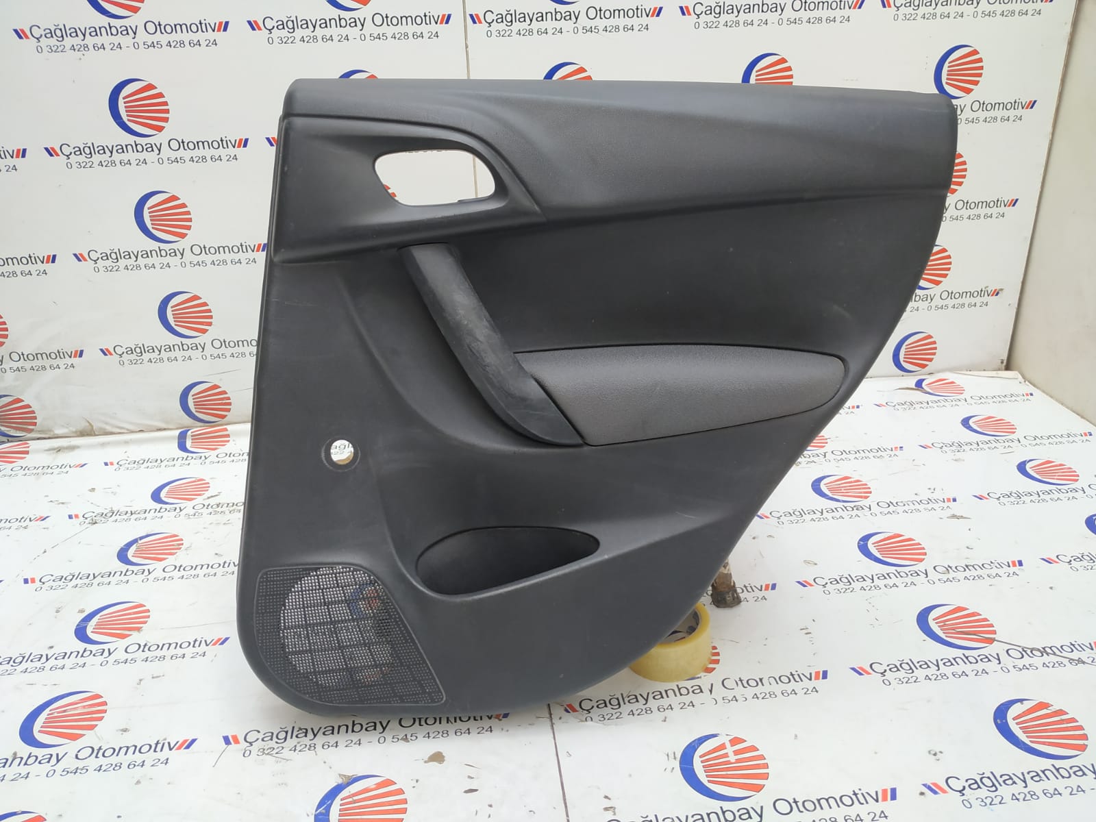 Citroen C3 Sağ Arka Kapı Kartonu 2013
